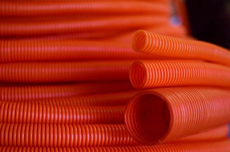 Imagen de manguera corrugada naranja